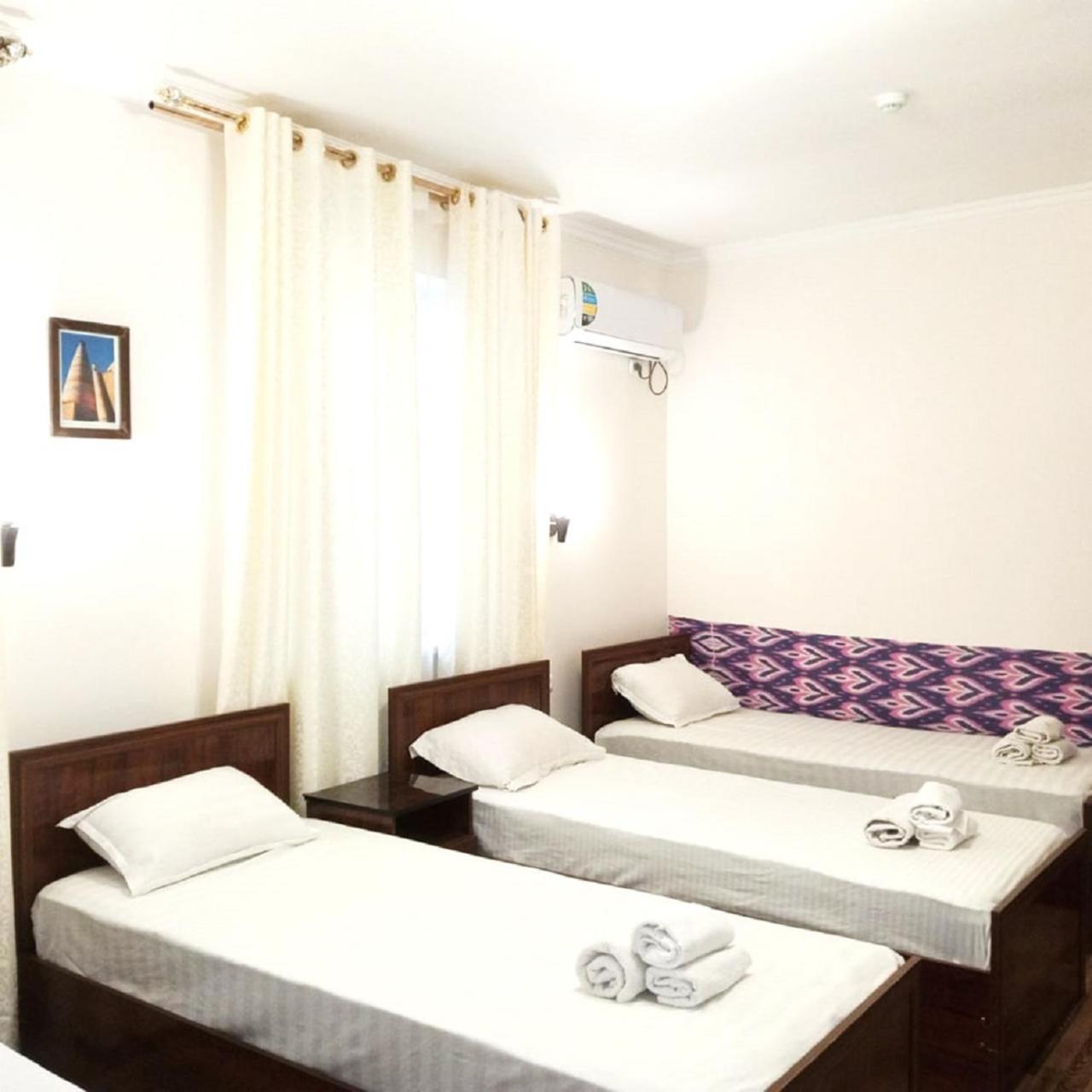 Caravan Hotel Khiva Esterno foto